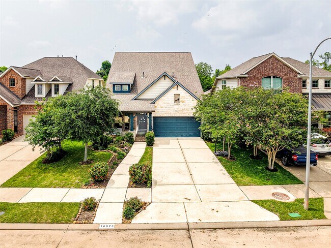 Building Photo - 10923 Texas Rose Dr