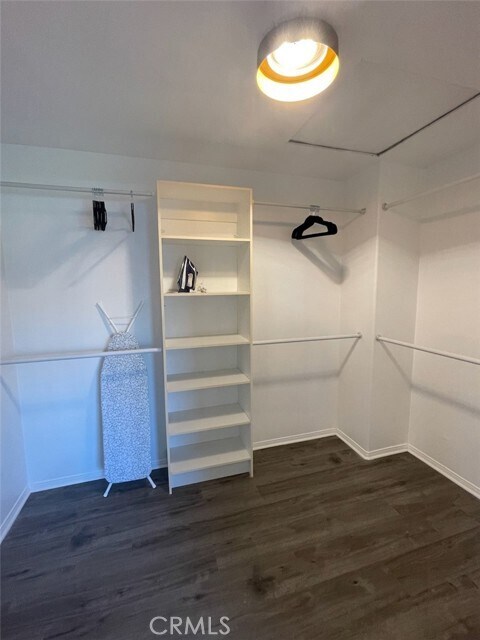 Building Photo - 33618 Iris Ln