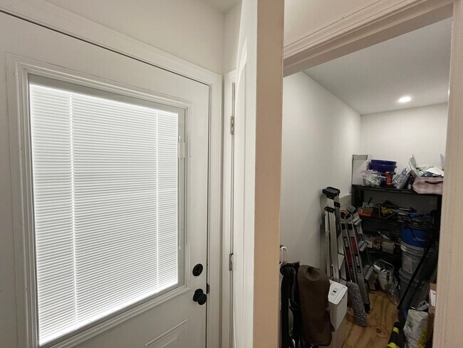 Building Photo - Modern 3BD, 2BA Near Downtown Durham with Assigned Off-Street Parking and Backyard