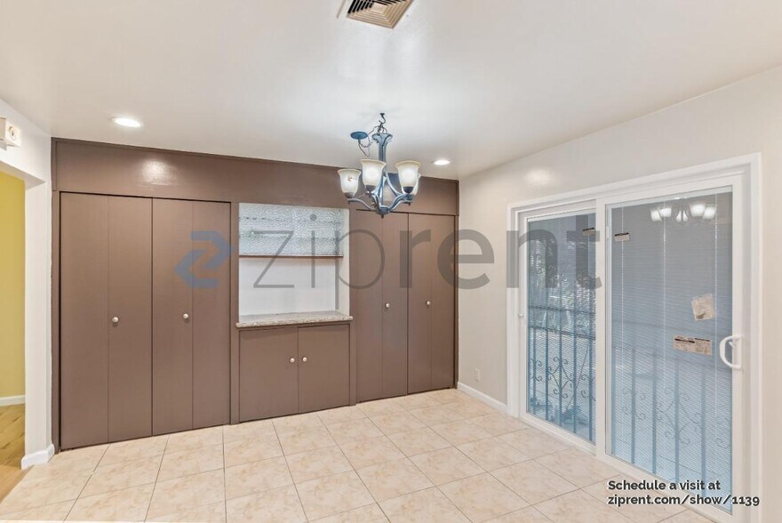 Building Photo - 685 Carmar St