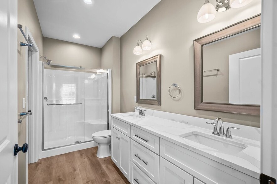 Building Photo - 84 E Autumn Leaf Dr