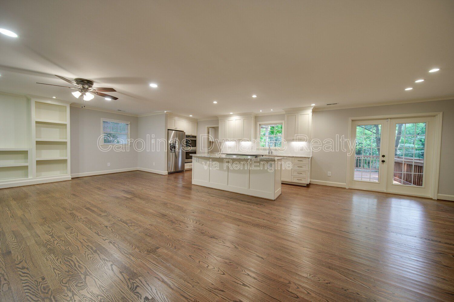Building Photo - 6700 Castlegate Dr