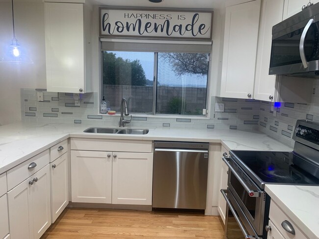 Building Photo - Beautifully Maintained Cordelia Home Available Now!