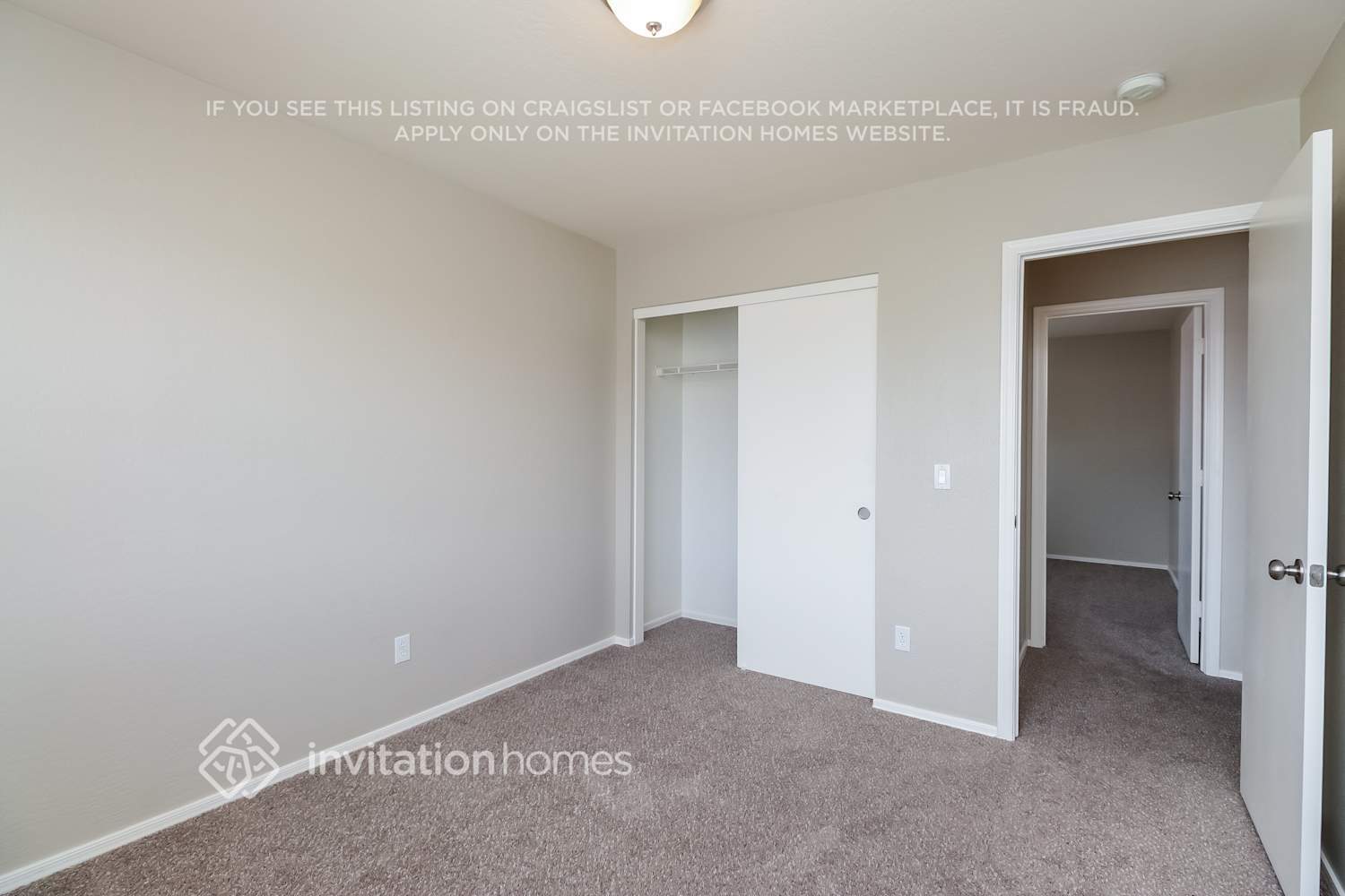 Building Photo - 2224 W Silver Creek Ln