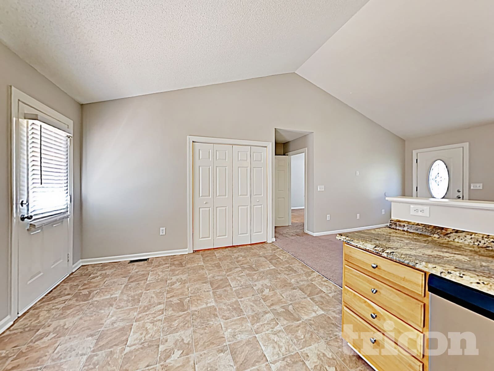 Building Photo - 923 Loch Lomond Cir