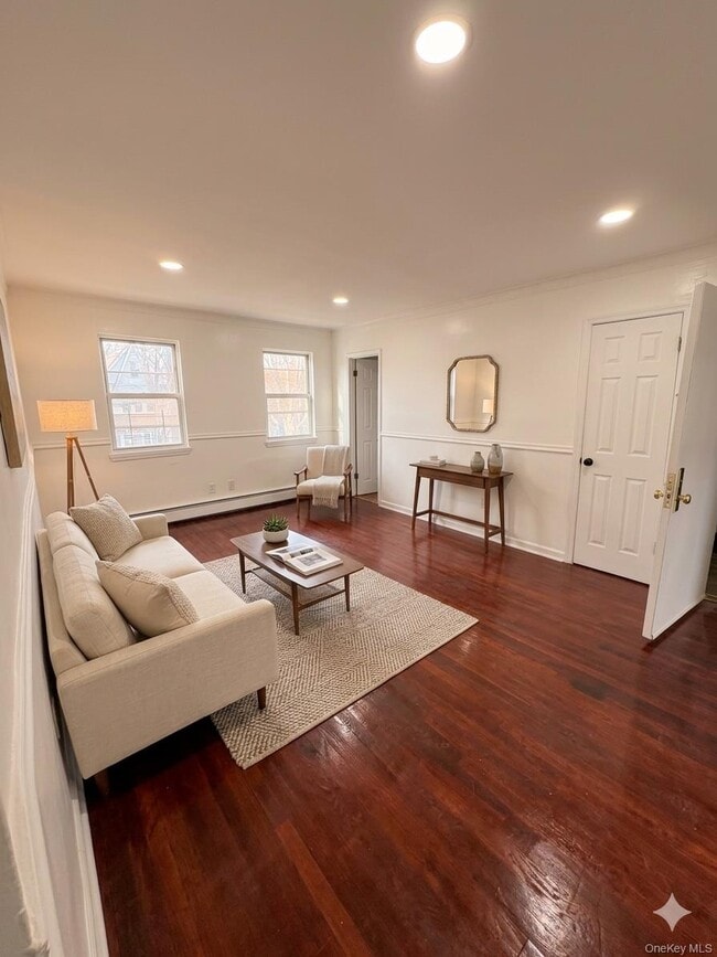 Building Photo - 109-19 202nd St