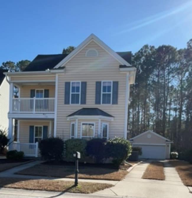 Building Photo - Beautiful 4-Bedroom 3 Bath Home with Neighborhood Pool!