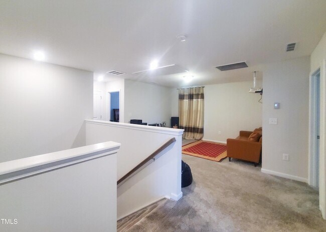 Building Photo - 3553 Lovage Dr