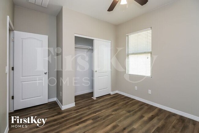 Building Photo - 13157 E Tumbleweed Ln