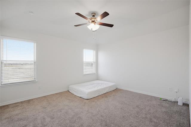 Building Photo - 732 Thorn Crk Dr