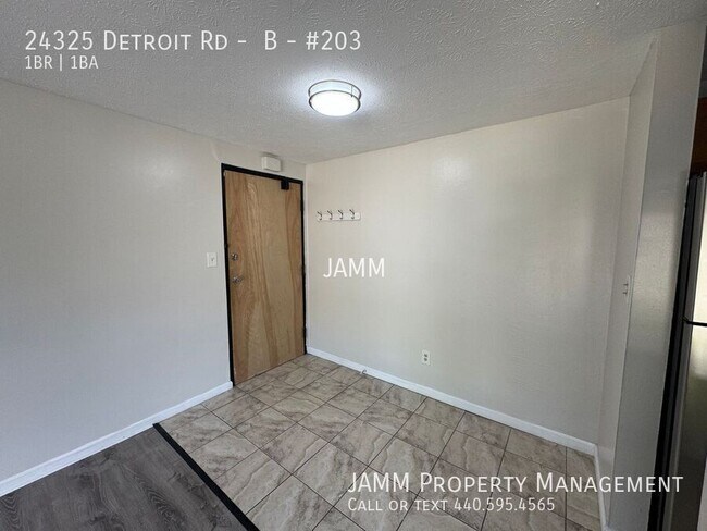 Building Photo - 24325 Detroit Rd