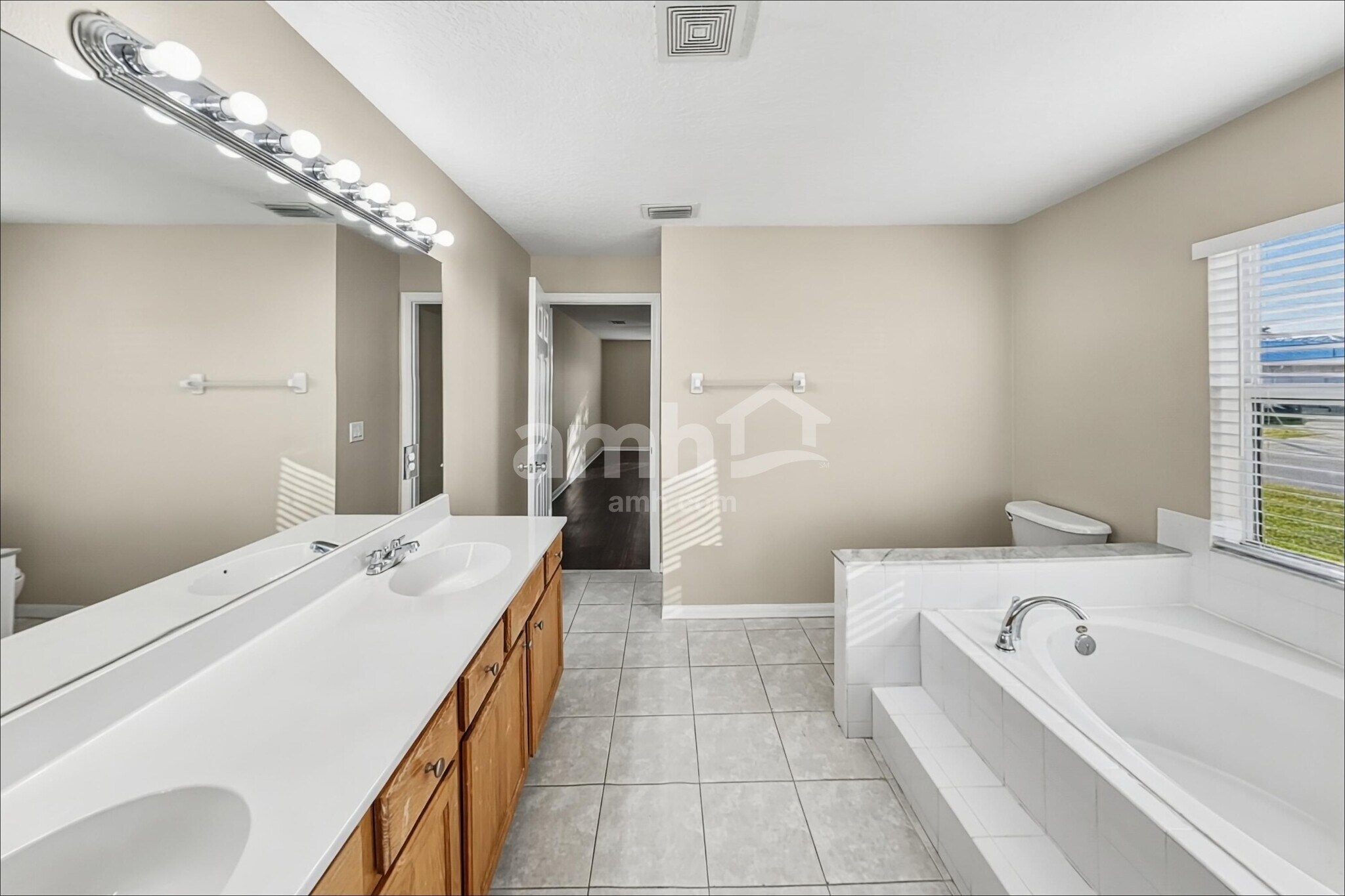 Building Photo - 1689 SW Morelia Ln