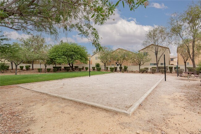 Building Photo - 9933 Carrizo Springs Ave