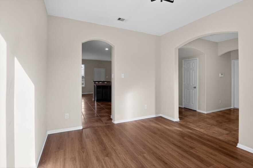 Building Photo - 4938 Yearling Ridge Ct