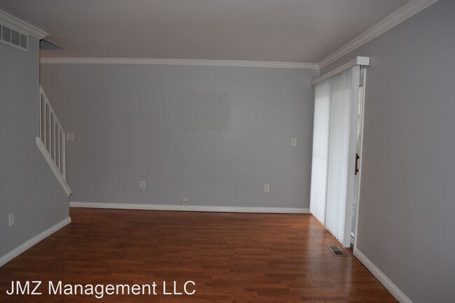 Building Photo - 3 br, 1.5 bath House - 24317 Bashian Dr Un...