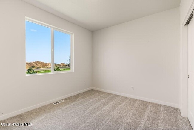 Building Photo - 3360 N Segar Loop