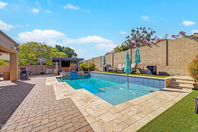 Building Photo - 5704 W Bent Tree Dr