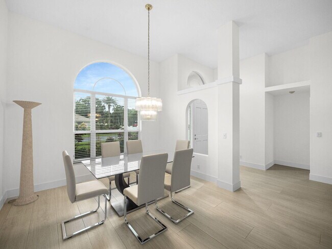 Building Photo - 9070 Cypress Hollow Dr