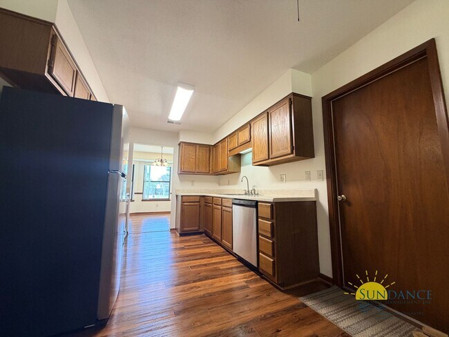 Building Photo - Beautifully Updated 3BR Home in Mary Esther!