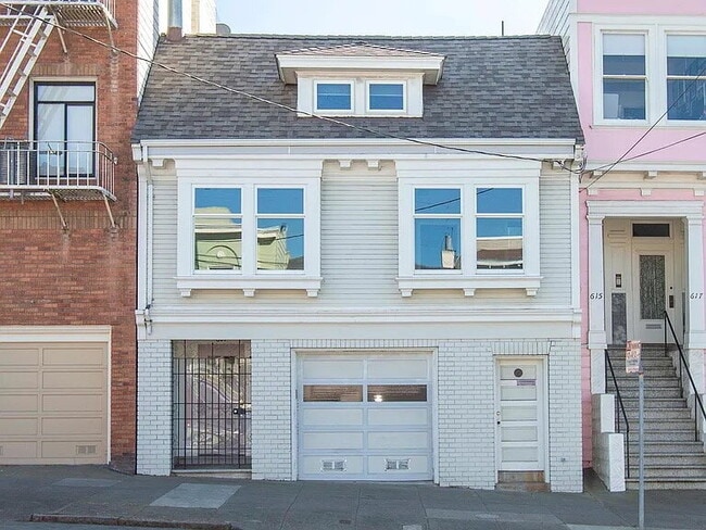 Building Photo - 609 Kirkham St