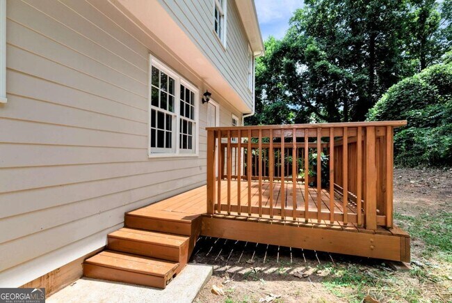 Building Photo - 3860 Maple Wood Trail