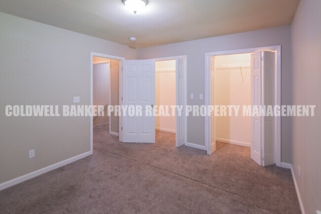 Building Photo - 505 Bruning Ln