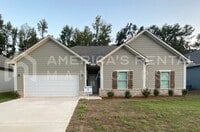 Building Photo - Home for Rent in Clanton, AL!!! View with 48 Hours Notice!