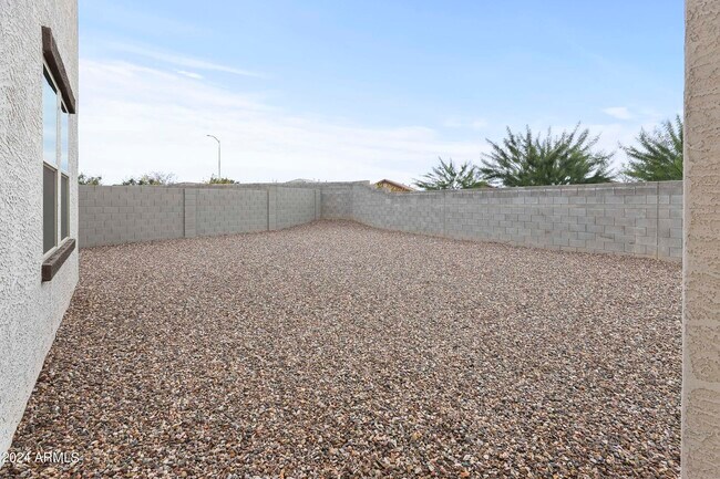 Building Photo - 9637 W Agora Ln
