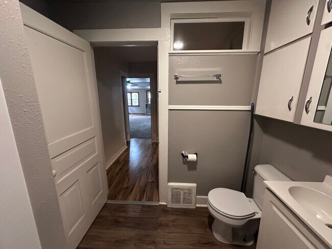 Building Photo - 629/631 Park Avenue