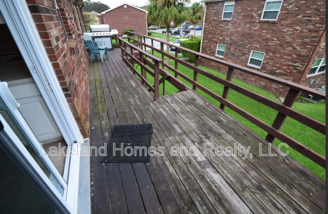 Building Photo - 1920 E Edgewood Dr