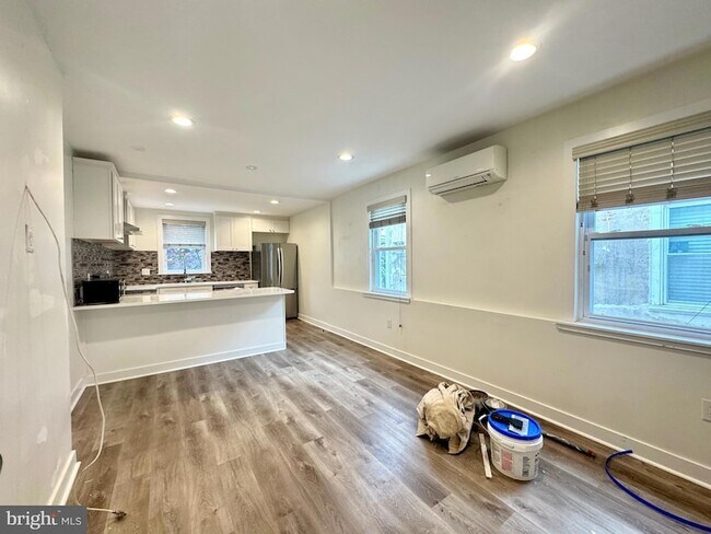 Building Photo - 2226 Fairmount Ave