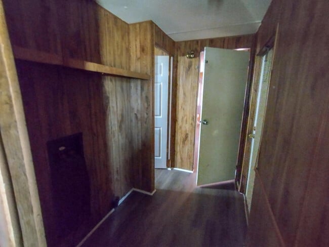 Building Photo - 115 Private Rd 3376G