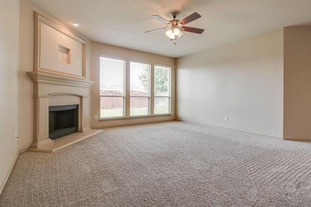 Building Photo - 3237 Buckthorn Ln