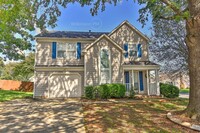 Building Photo - Corner Lot Move-in Ready 3-Bdr/2.5Bth Home...