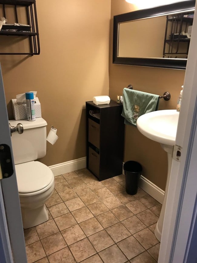 Building Photo - 116 Heritage Pl