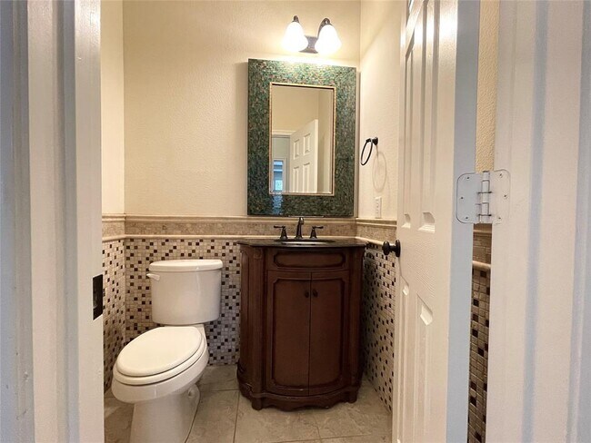 Building Photo - 5366 Blue Mountain Ln