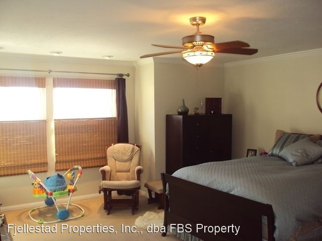 Building Photo - 4 br, 2.5 bath House - 10060 Branford Road