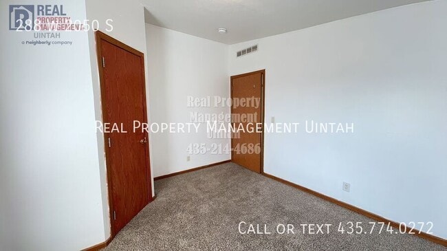 Building Photo - 288 2050 S