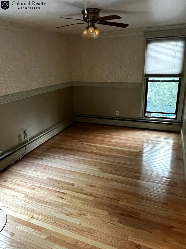 Building Photo - 38 Juniper St