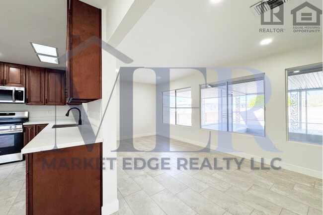 Building Photo - 3Bed/2Bath Home in 55+ Community in Sun Ci...