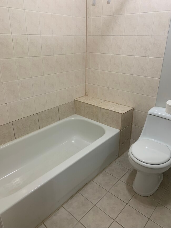 Building Photo - 1506 Columbia Rd NW