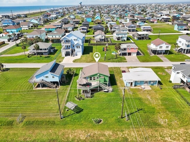 Building Photo - 4211 San Jacinto Dr