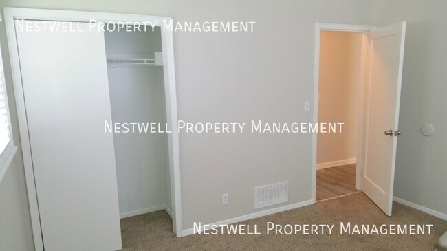 Building Photo - 1019 S 700 E