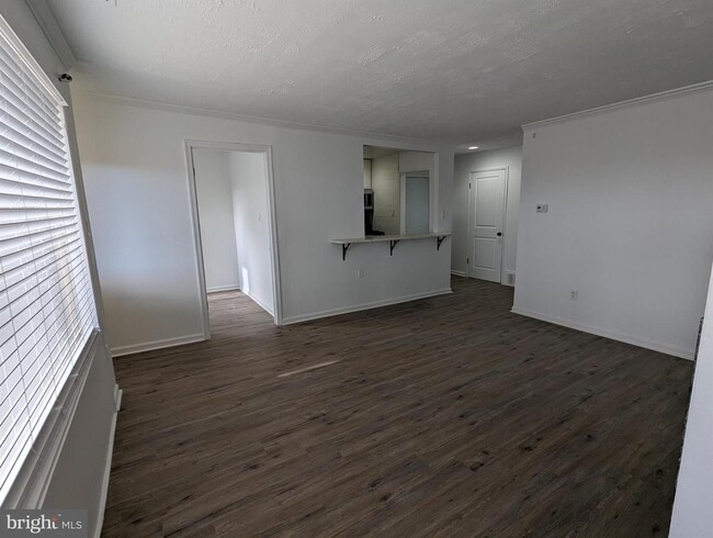 Primary Photo - 7112 Donnell Pl