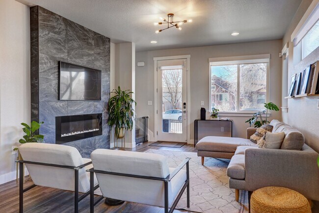 Building Photo - $4,145.95 - 3 Bed, 2.5 Bath Townhome In Denver with Central AC and Outdoor Space!