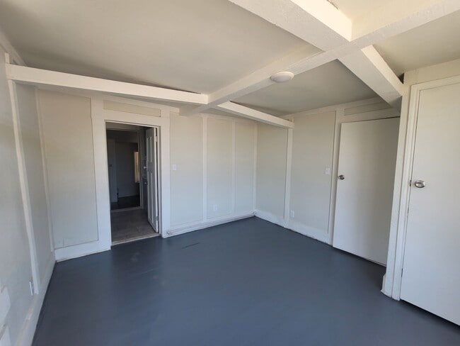 Building Photo - 1334/1336 Rigsby