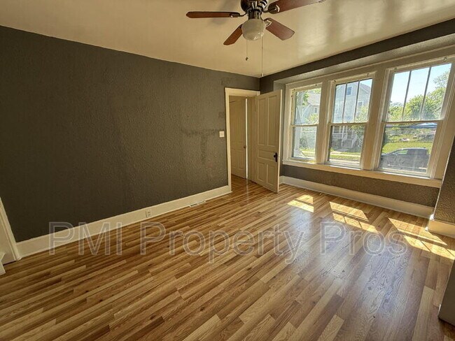 Building Photo - 2630 N 24th St