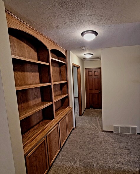 Built in bookshelves - 1711 W Koch St