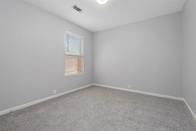 Building Photo - 11811 Skydale Dr