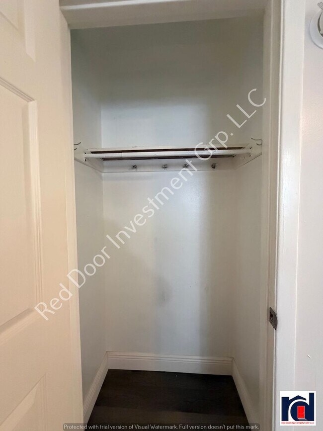 Building Photo - 2 Bedroom 1.5 Bath in the Heart of Downtown Deland~Available Now~